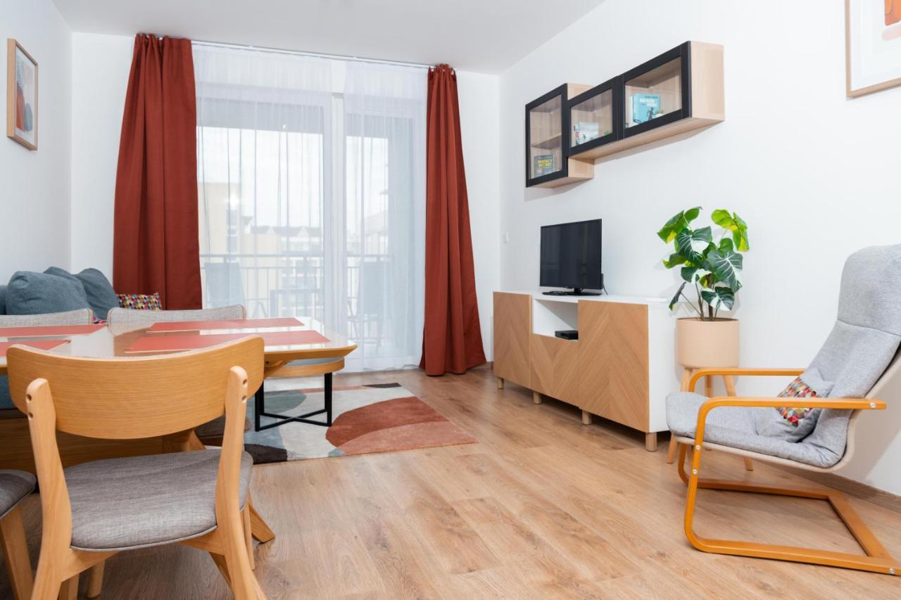 Westside Apartments By Urbanrent Budapest Exterior foto